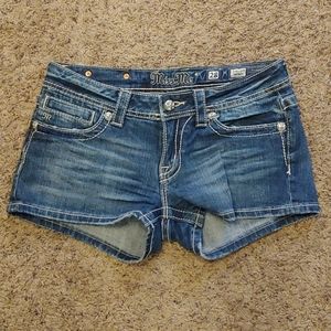 Miss Me Shorts w/angel wing design on back pockets